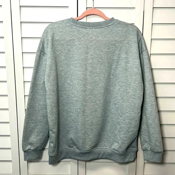 Straight Outta the 80’s Leopard Print Crewneck Sweatshirt Size Large Gray - Picture 7 of 7